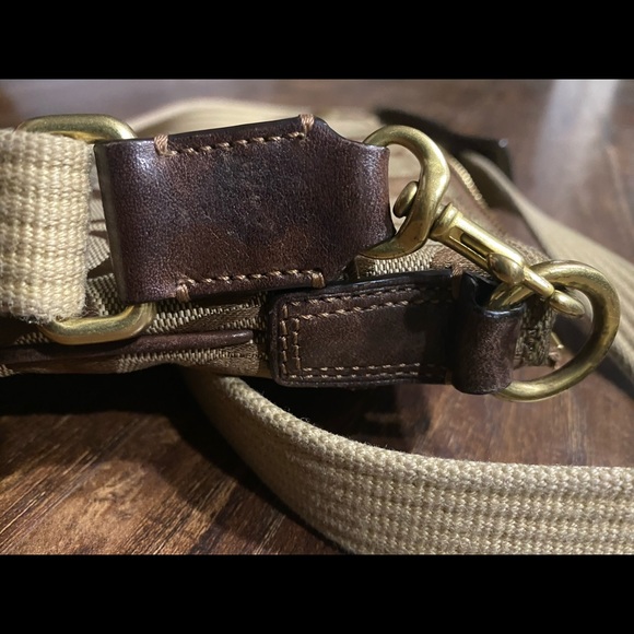 *SOLD* Coach crossbody purse - Picture 6 of 12